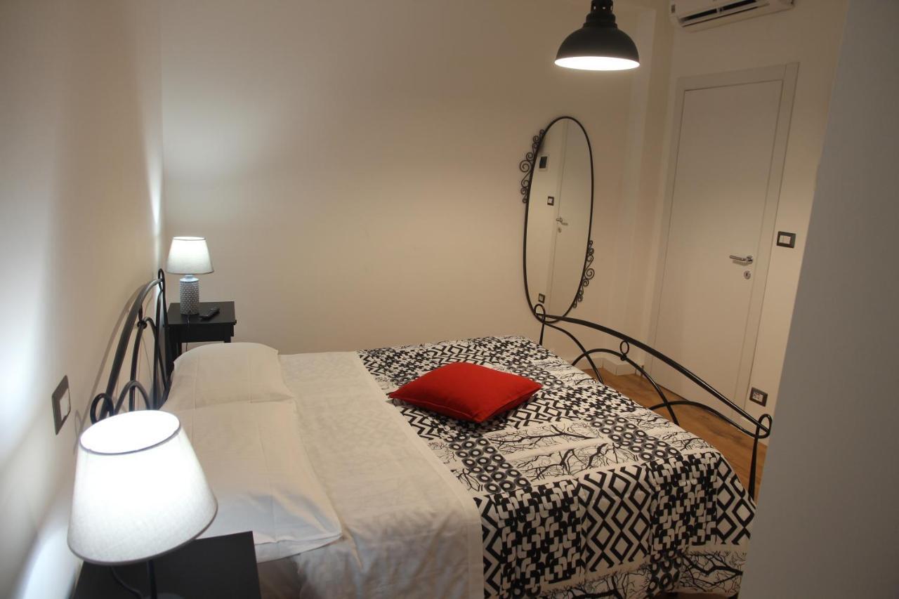 Es - Essential Solution & Emotion Stories Bed and Breakfast Βερόνα Εξωτερικό φωτογραφία