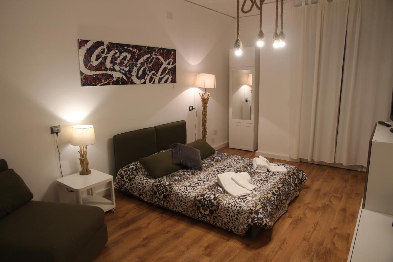 Es - Essential Solution & Emotion Stories Bed and Breakfast Βερόνα Εξωτερικό φωτογραφία