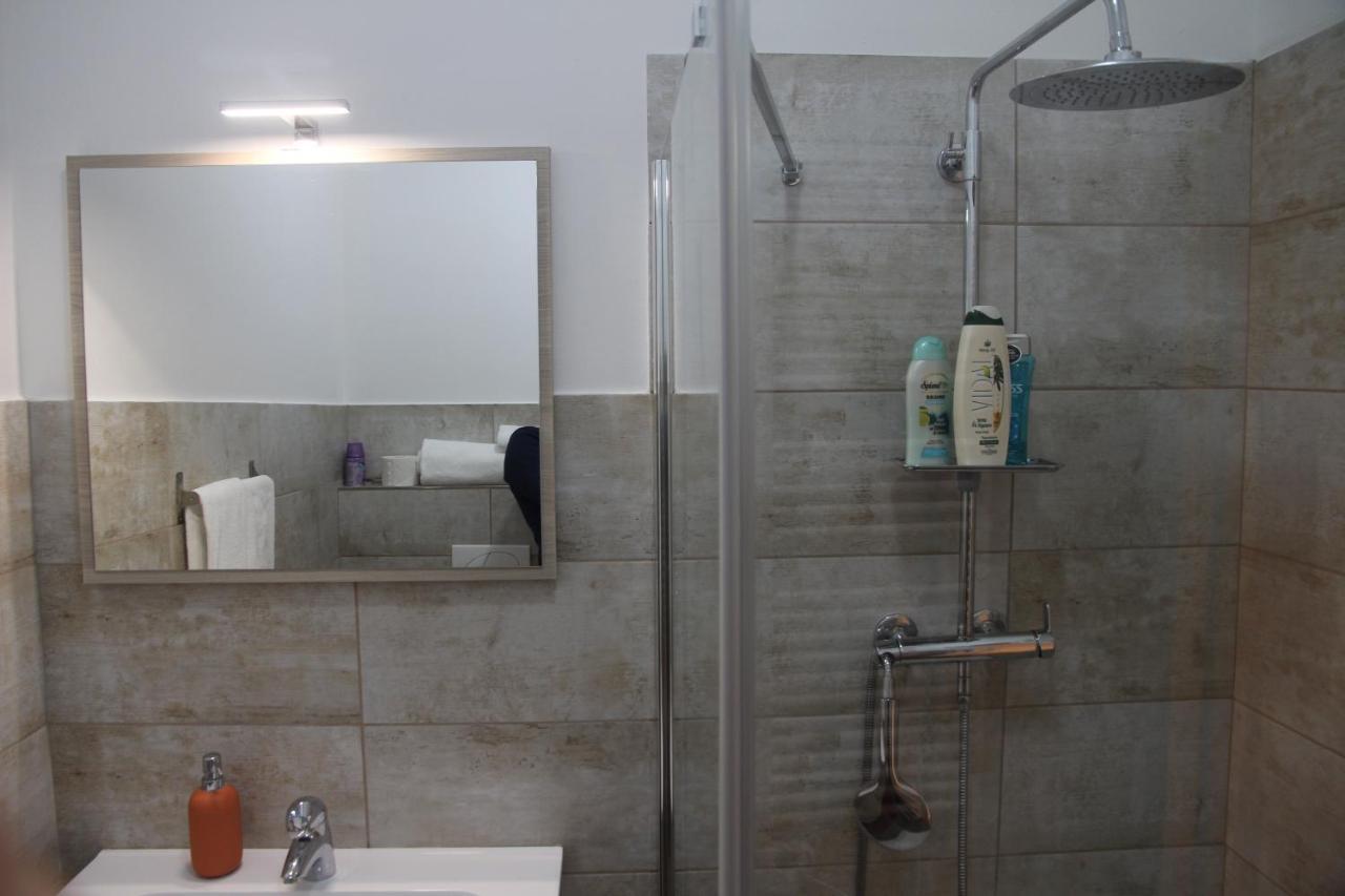 Es - Essential Solution & Emotion Stories Bed and Breakfast Βερόνα Εξωτερικό φωτογραφία